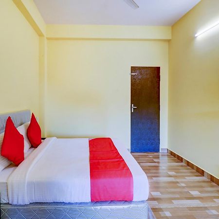 Gaurika Residency Boarding&Lodging Hotel Padubidri Bagian luar foto