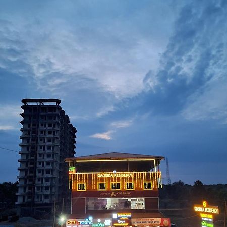 Gaurika Residency Boarding&Lodging Hotel Padubidri Bagian luar foto