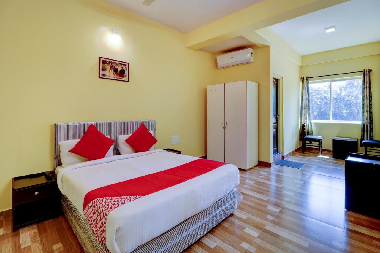 Gaurika Residency Boarding&Lodging Hotel Padubidri Bagian luar foto