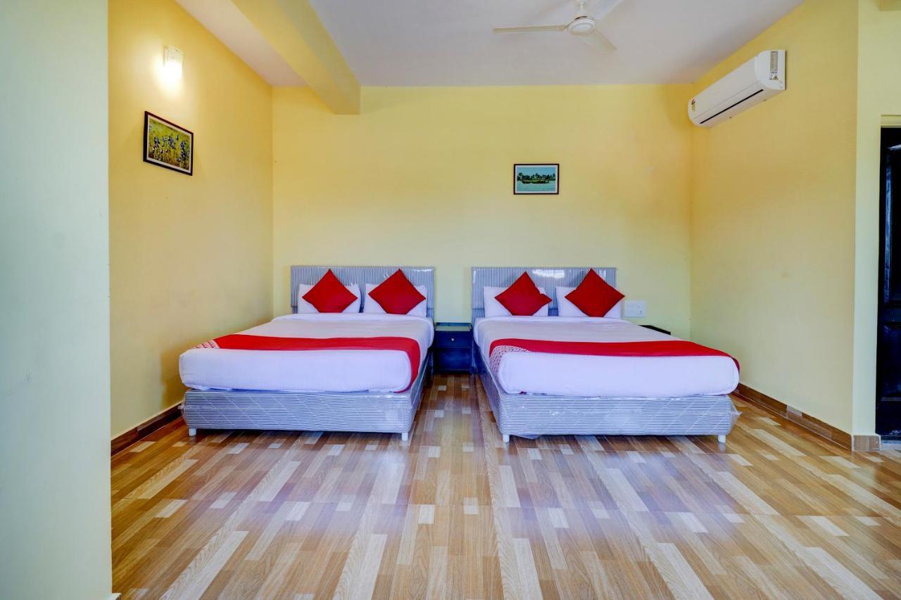 Gaurika Residency Boarding&Lodging Hotel Padubidri Bagian luar foto