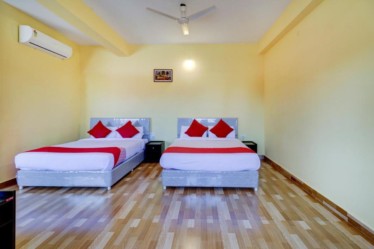 Gaurika Residency Boarding&Lodging Hotel Padubidri Bagian luar foto